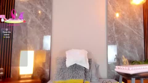 Emma online show from 20, 10, 2025