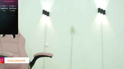 emma_jamess online show from 10, 4, 2026