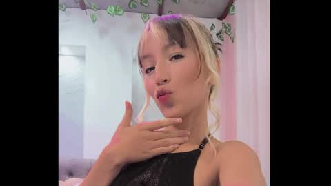 Snapshot of emma_jan_ chatting on 3, 6, 2026 Emma jan online show from 3, 6, 2026