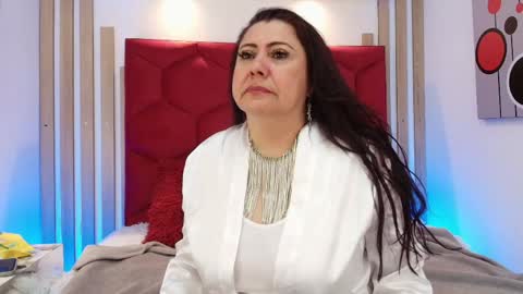 Emma 3 online show from 13, 4, 2026