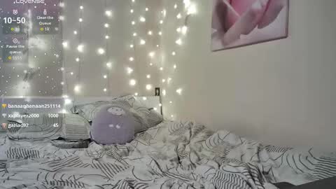 emma_just online show from 15, 12, 2025