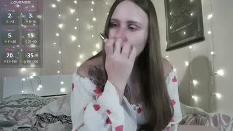 Snapshot of emma_just chatting on 19, 6, 2026 emma_just online show from 19, 6, 2026