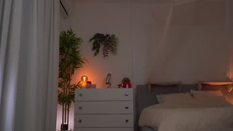 Snapshot of emma_land chatting on 6, 12, 2024    online show from 6, 12, 2024