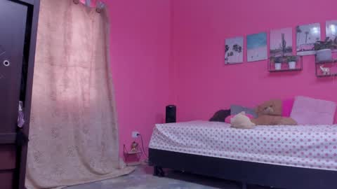 whises lits        online show from 4, 2, 2025