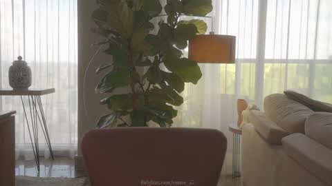 emma_lu1 online show from 17, 12, 2024