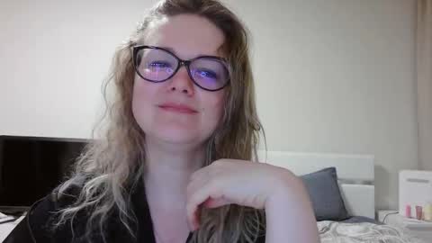 emma_misty_ online show from 3, 2, 2026