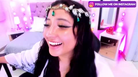 Emma Monserratt online show from 22, 2, 2025