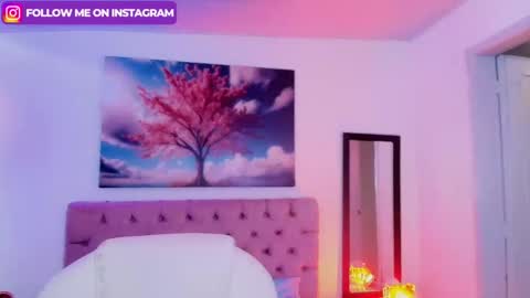 Emma Monserratt online show from 23, 9, 2025