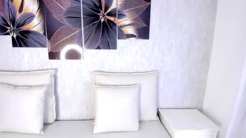 Emma Morgann online show from 6, 12, 2024