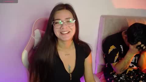 Snapshot of emma_naa chatting on 13, 10, 2025 Emma online show from 13, 10, 2025