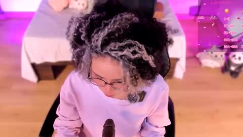 Snapshot of emma_nakamura chatting on 15, 2, 2026 online show from 15, 2, 2026