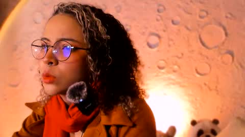 Snapshot of emma_nakamura chatting on 3, 3, 2026 online show from 3, 3, 2026