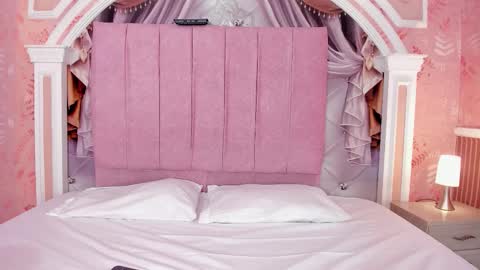 Snapshot of emma_pink__ chatting on 7, 3, 2026 EMMA online show from 7, 3, 2026