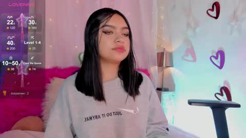 EMMA  online show from 7, 3, 2025