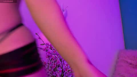 EMMA  online show from 2, 12, 2025