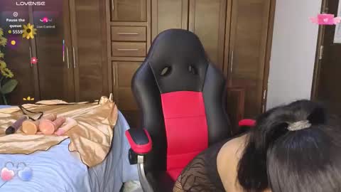 Emma  online show from 20, 2, 2026