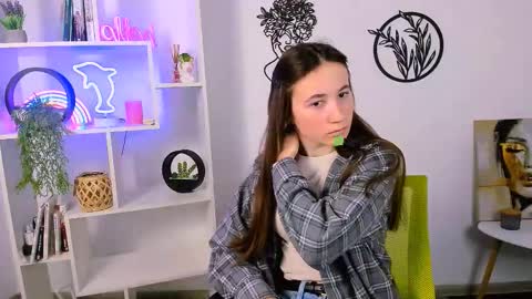 emma_swee online show from 9, 2, 2026