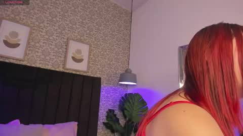 Snapshot of emma_velvet_ chatting on 24, 4, 2026 emma_velvet_ online show from 24, 4, 2026