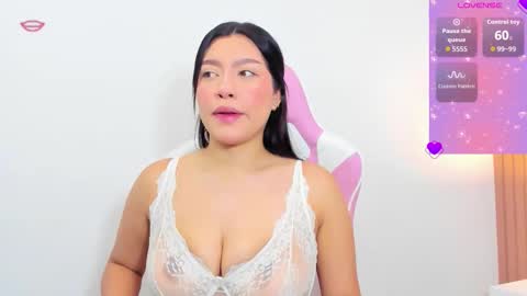   online show from 4, 12, 2025