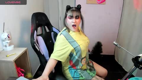 modelo independente online show from 27, 11, 2025