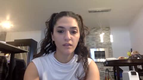 Emma online show from 17, 12, 2024