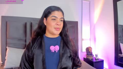 Snapshot of emmabecket2 chatting on 10, 2, 2025 emma becket online show from 10, 2, 2025