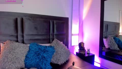 Snapshot of emmabecket2 chatting on 25, 2, 2025 emma becket online show from 25, 2, 2025