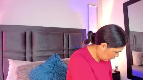 Snapshot of emmabecket2 chatting on 1, 10, 2025 emma becket online show from 1, 10, 2025