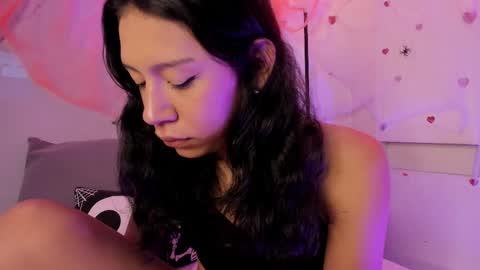 emmaclark_1 online show from 7, 10, 2025