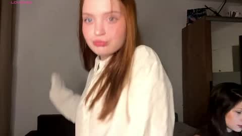 Snapshot of emmacutty chatting on 16, 4, 2026 Emma online show from 16, 4, 2026