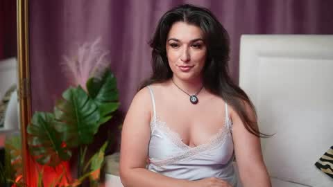 Snapshot of emmadallas chatting on 27, 5, 2026 Emma online show from 27, 5, 2026
