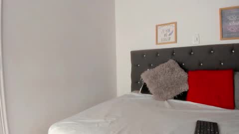 Snapshot of emmadasilva chatting on 26, 11, 2025 emmadasilva online show from 26, 11, 2025