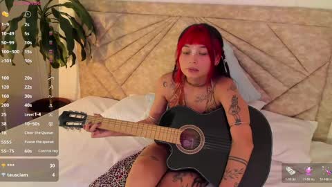 Snapshot of emmaduff_ chatting on 30, 4, 2026 online show from 30, 4, 2026