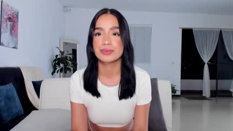 valentina online show from 14, 1, 2025