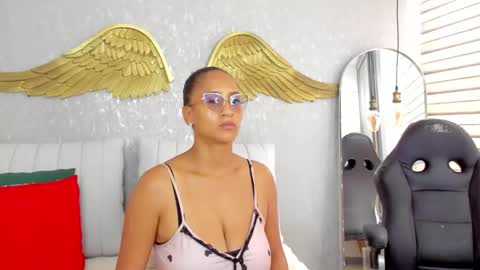  Emma Ferrary  online show from 11, 1, 2026