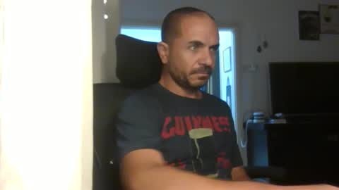 Ariel online show from 26, 10, 2025