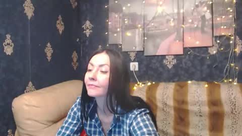 EmmaGoldX online show from 16, 12, 2024