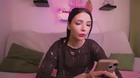 Emma online show from 31, 1, 2025