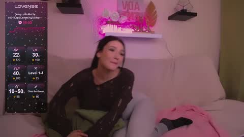 Snapshot of emmakeam_ chatting on 31, 1, 2025 Emma online show from 31, 1, 2025