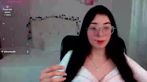 Snapshot of emmalove_doll chatting on 21, 3, 2026 Emmas Room online show from 21, 3, 2026