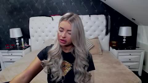 Emma Mavis online show from 28, 3, 2026