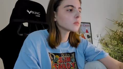 Snapshot of emmamon chatting on 6, 1, 2025 Emma online show from 6, 1, 2025