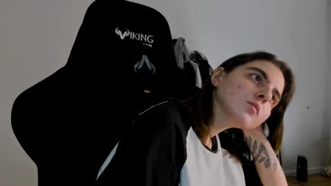 Snapshot of emmamon chatting on 29, 1, 2025 Emma online show from 29, 1, 2025