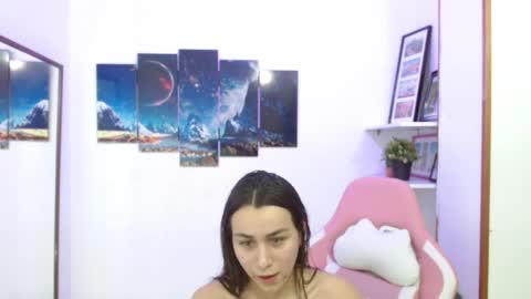 Snapshot of emmamyers_ chatting on 26, 2, 2025 Emma online show from 26, 2, 2025