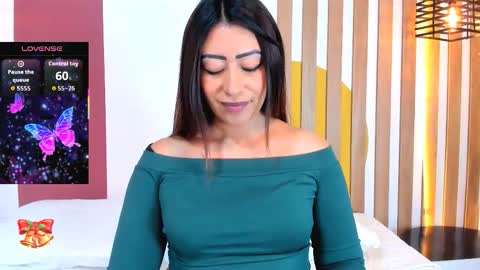 emmanaughty_ online show from 16, 12, 2025