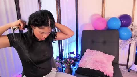 emmaray3 online show from 9, 6, 2026