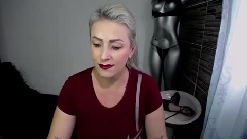 Snapshot of emmarizzoo chatting on 23, 5, 2026 Emma online show from 23, 5, 2026