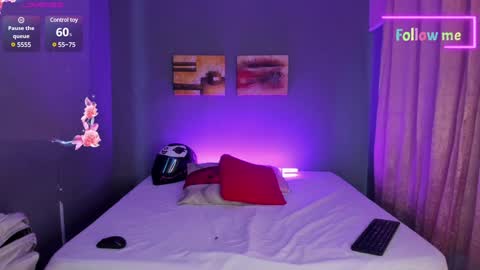 Emma online show from 19, 12, 2024