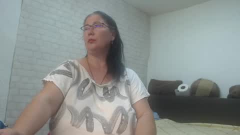 emmasquirt69 online show from 4, 6, 2026