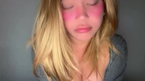 YourDreamGirl Emma  online show from 12, 2, 2026